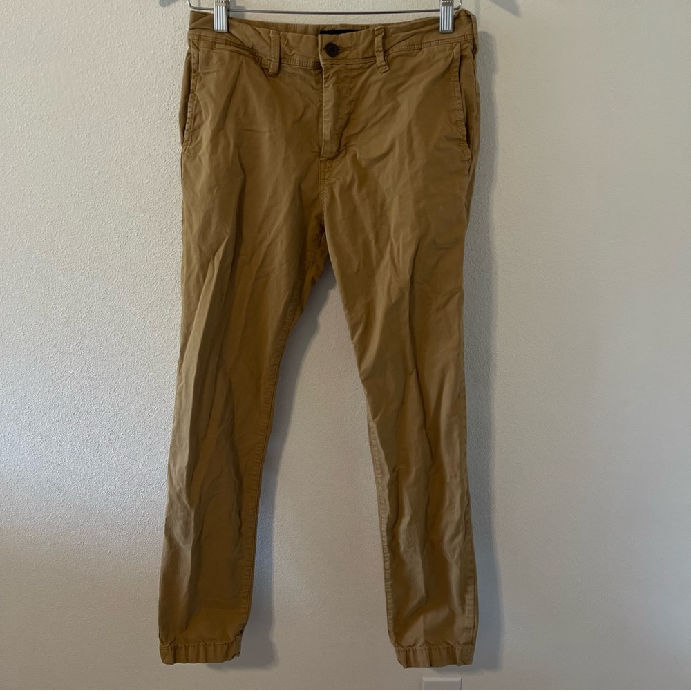 AEO Ne(x)t Level Flex Slim Dark Khakis Chino Pants. Size 28x32